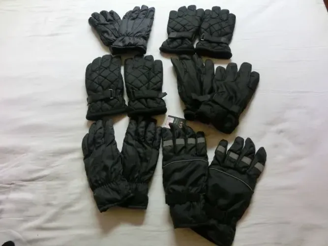 Luvas Masc (Nova 160,00 cada)