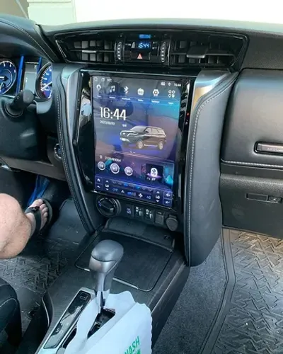 Multimídia tesla 12.1 Sw4 nova