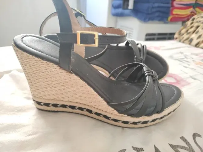 Sandália Constance tamanho 39