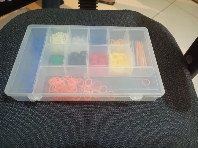 Kit pulseira elástico com caixinha 