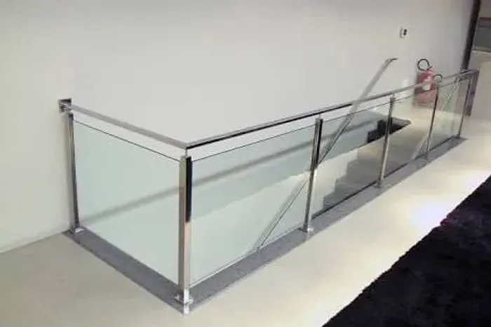 Corrimão e guarda corpo em aço inox