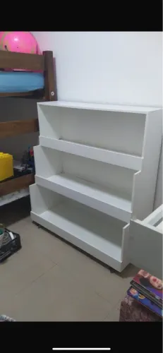 Armário Branco de 4 Prateleiras