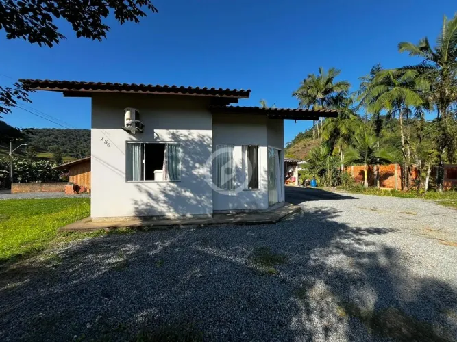 Casa à venda no bairro Beira Rio - Guaramirim/SC