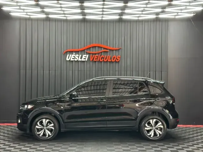 T-CROSS sense, com apenas 84.000 quilometros rodados 