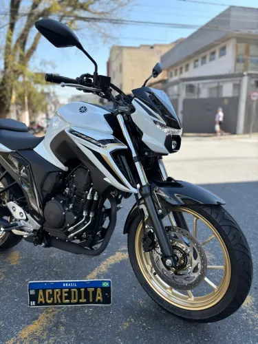 Fazer 250 Connect Abs 2025
