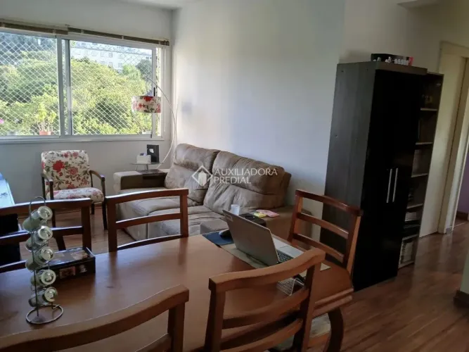 Apartamento 2 quarto(s), no bairro Partenon