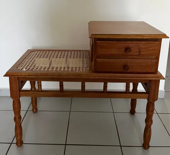 ANTIGUIDADE - Mesa/banco de telefone em cerejeira 79x40