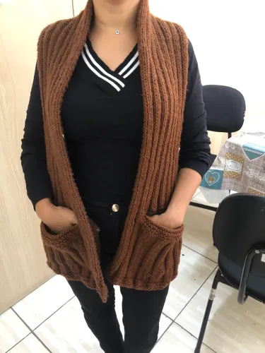 Cachecol de Tricô com bolso 