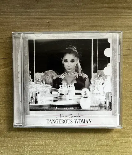 Ariana Grande Dangerous Woman Japan Deluxe