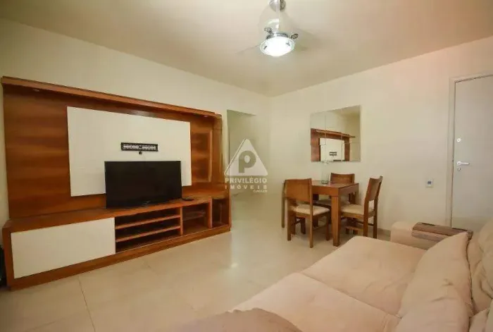 Apartamento varanda 1 dormitórios, vaga escriturada, Humaitá, RJ