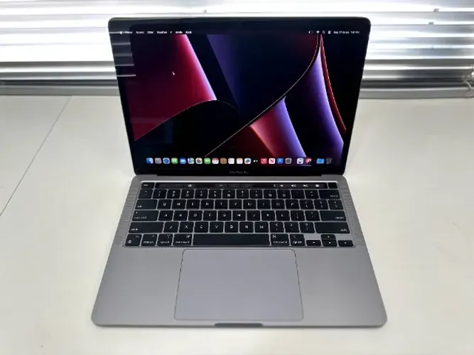 macbook pro m1 512