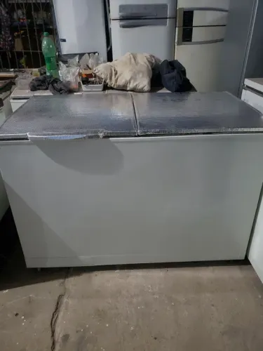 Vendo Freezer Horizontal 450 litros zap *