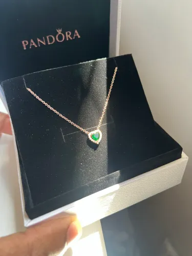 Colar da pandora 