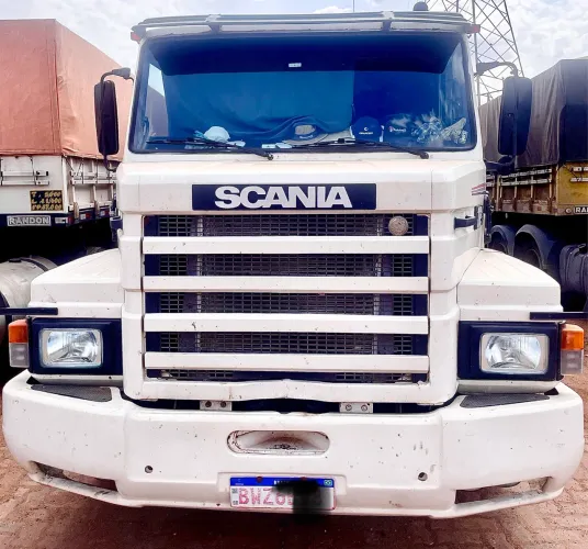 CONJUNTO CAVALO E CARRETA - SCANIA T/112 HS 333 CAVALO- 4x2 TRUCK - ENGATADO LS 