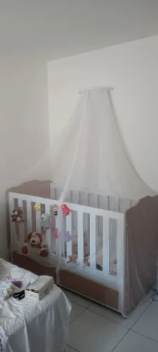 Berço que vira cama com DOSSEL