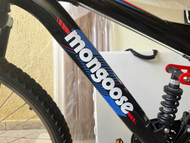 Bicicleta Mongoose - Mountain Bike Aro 26
