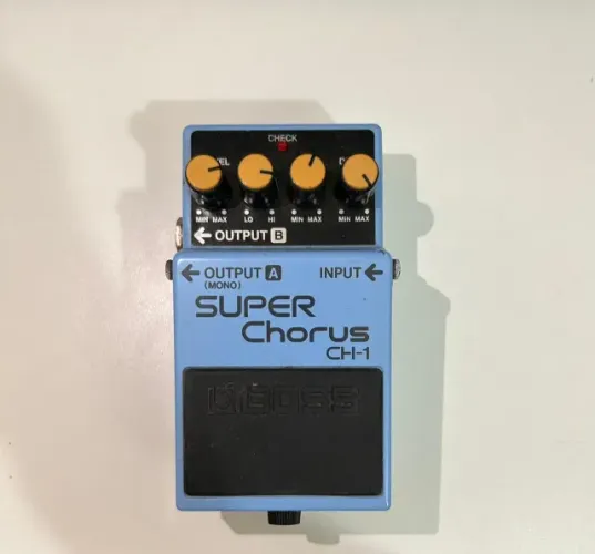 Pedal BOSS CH-1 Super Chorus