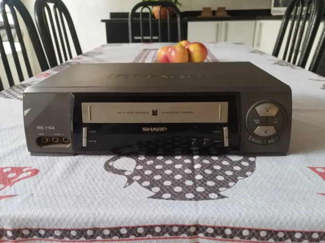 Vídeo Cassete Sharp 7 head 