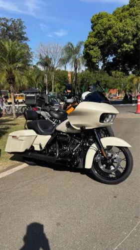Road Glide Special Impecável cor Rara 