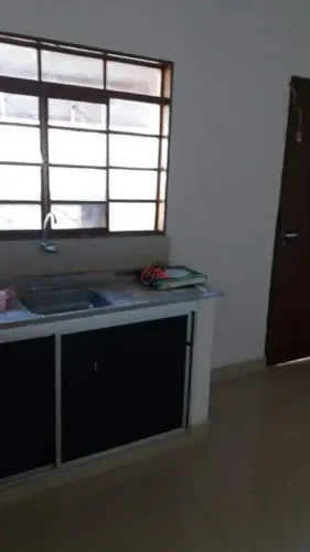 Casa Moderna - 2 Quartos - Garagem para 2 Carros