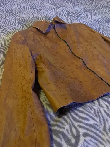 Jaqueta feminina de couro