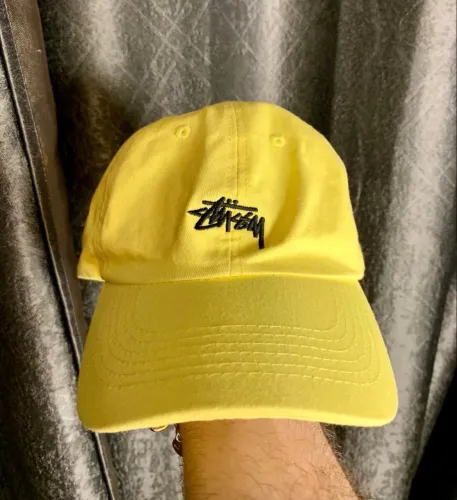 Boné stussy amarelo dad hat