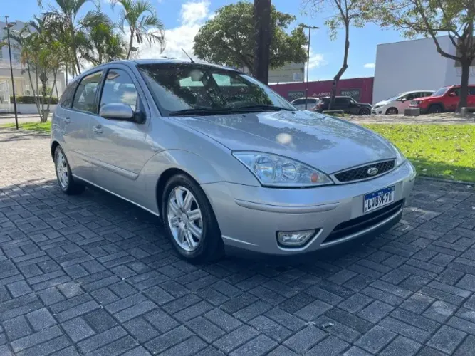 Focus guia 2.0 16V de coleção 