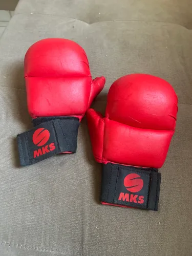 Luva de Karatê treino e competição 