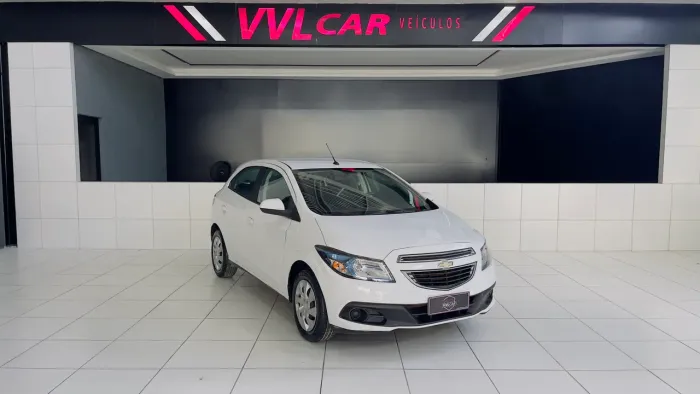 Chevrolet Onix Hatch LT 1.4 8V Flex Power Mec. 4P 2015