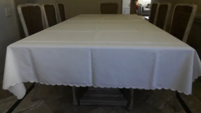 TOALHA DE MESA RETANGULAR CARAMBELLA E GUARDANAPOS ( Grande- 2,70x 1,50cm)