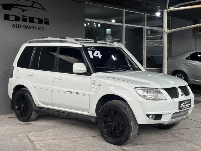Mitsubishi Pajero TR4 2.0/4X4 Aut. 2014 48X1.590