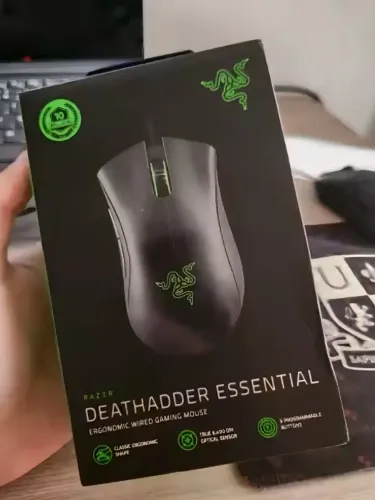 Mouse Gamer Razer DeathAdder Essencial 