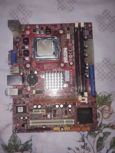 Kit 775 Intel E2200 + placa-mãe no estado