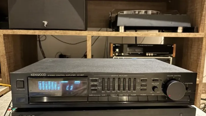 Kenwood Kc 207 Pré Amplificador Com Equalizador