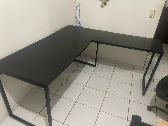 Mesa de escritório Em L