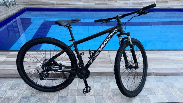 BICICLETA TSW ARO 29 ZERADA C/ ACESSÓRIOS