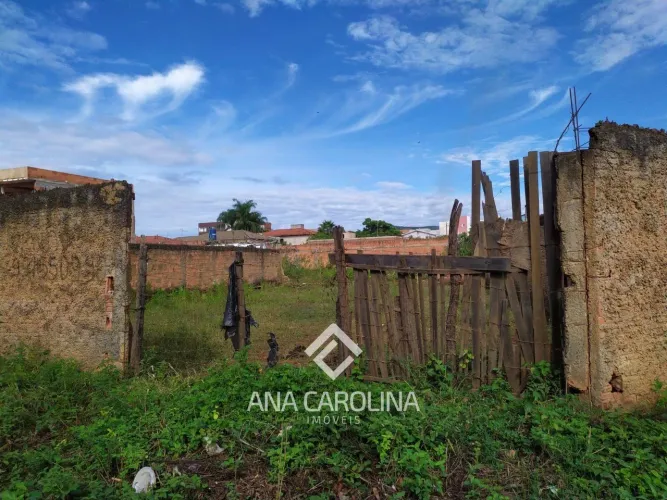 em Canelas II - Montes Claros