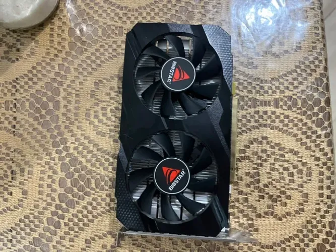 RX 580 8gb biostar DEFEITO