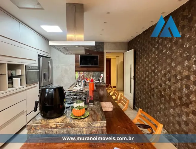 Murano Imobiliária Vende Luxuoso Apartamento Montado mobiliado e decorado de 4 Quartos na 