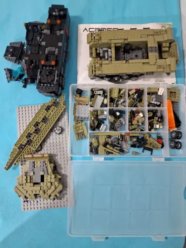 Blocos de montar tipo lego tanque policia
