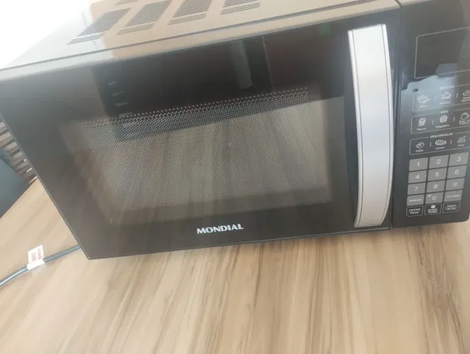 Microondas semi novo