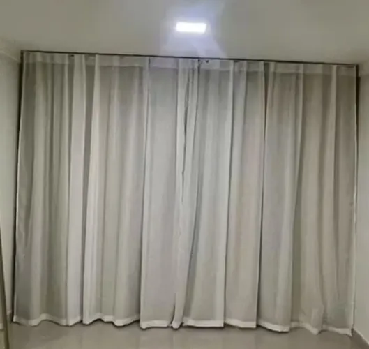 Cortina trilho suíço duplo
