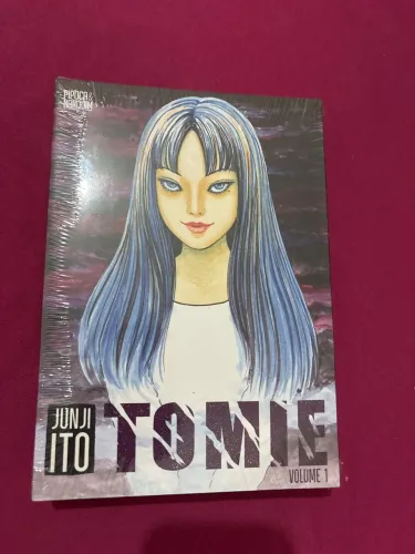Tomie Vol. 1 - Junji Ito | Mangá de Terror | Novo