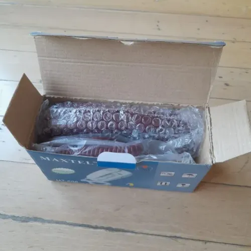  *telefone fixo maxtel mt 606 cor vinho 