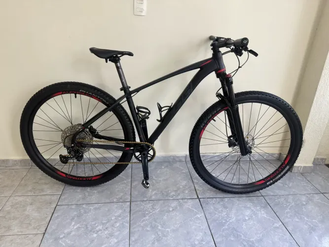 BIKE OGGI 7.6 29?