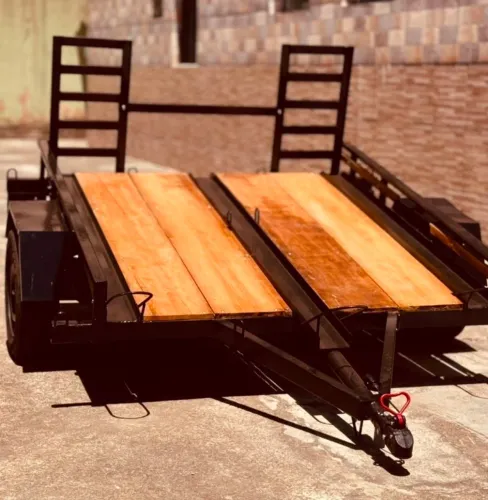 Alugo carrocinha para carregar motos e quadriciclo 