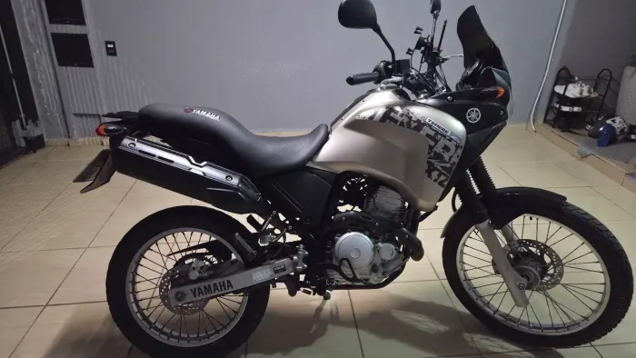 Tenere 250
