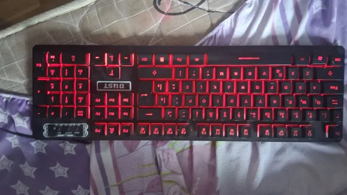 Teclado seminovo mecânico rgb