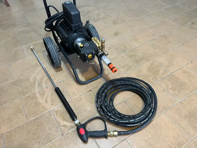 Lavadora Profissional Nova para Lava-car Trifásica motor 5cv