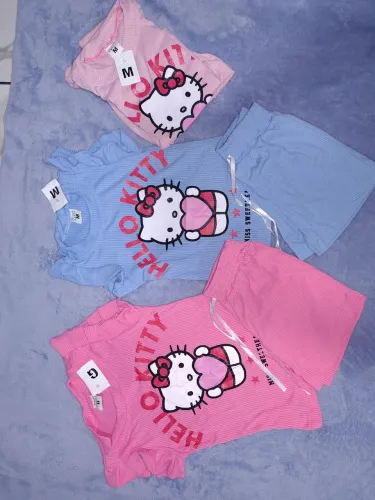 Roupas de menina